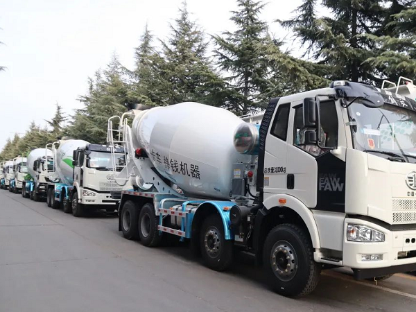 2021捷報(bào)頻傳，新老客戶訂單不斷，凌宇罐車奔赴大江南北！