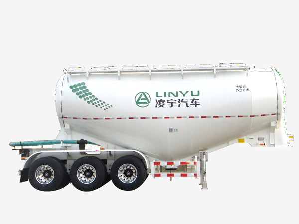 罐通天下，砼筑未來(lái)，中集凌宇50臺(tái)法規(guī)版攪拌車(chē)交付河北大客戶
