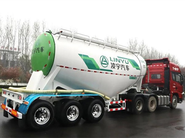 選粉罐車認(rèn)準(zhǔn)“小白罐”，理由超簡單