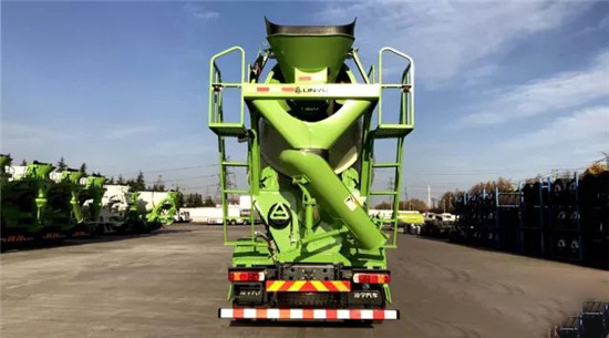 中集凌宇新一代智匯版攪拌車，劍指2018市場(chǎng)